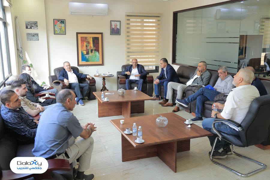 زيارة تهنئة وتعاون مع المجلس الإداري الجديد لملتقى رجال الأعمال في نابلس