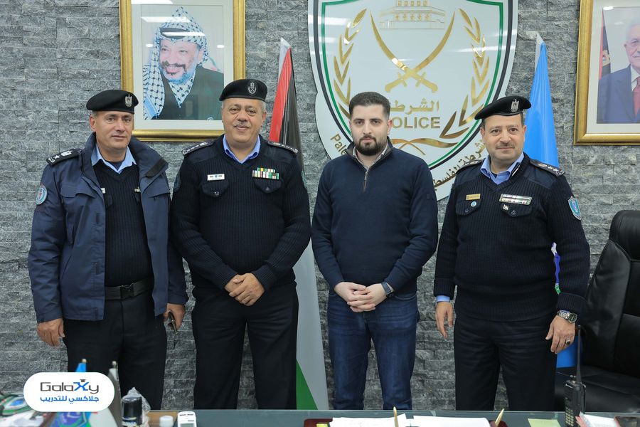 جلاكسي للتدريب يشارك في تهنئة نائب مدير شرطة محافظة نابلس بمناسبة يوم الشرطة العربي