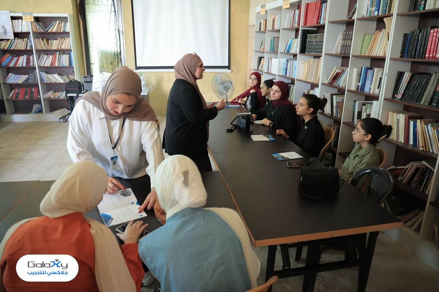 تنفيذ ورشة «مهنتك مستقبلك» في عصيرة الشمالية لطلبة التوجيهي