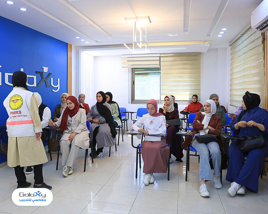 جلاكسي للتدريب ينظم فعالية توعوية حول مقاومة الأنسولين والسمنة في فرع الخليل