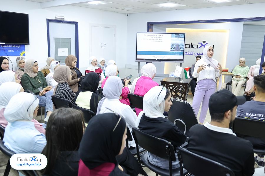ورشة عمل حول إدارة المشاريع ينفذها جلاكسي للتدريب بالتعاون مع مؤسسة إنجاز فلسطين في نابلس